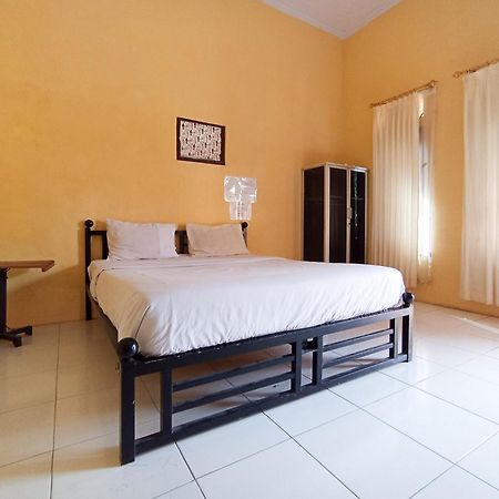 Reddoorz At El Shaday Homestay Banyuwangi Banyuwangi (East Java) Exterior foto