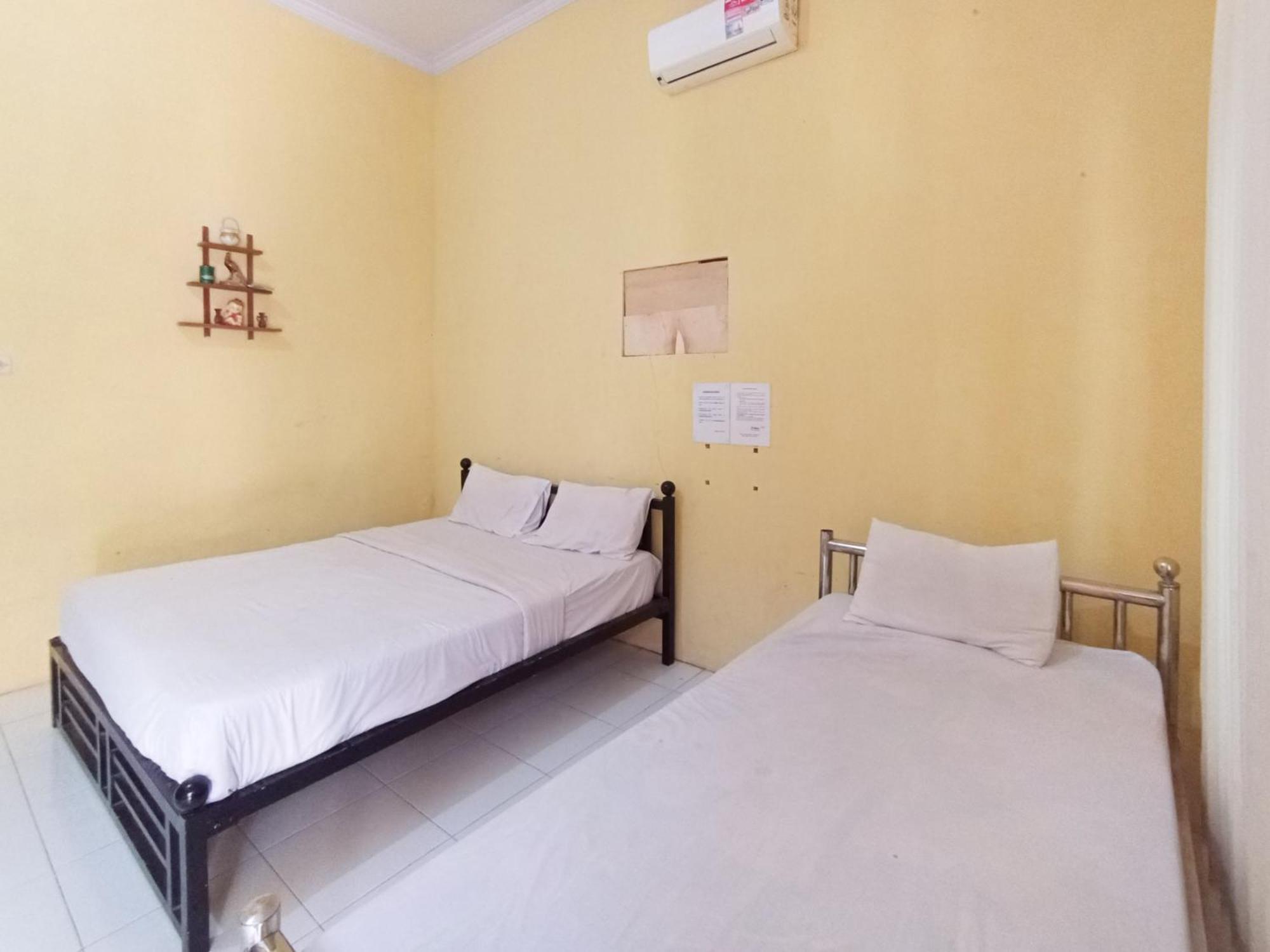 Reddoorz At El Shaday Homestay Banyuwangi Banyuwangi (East Java) Exterior foto