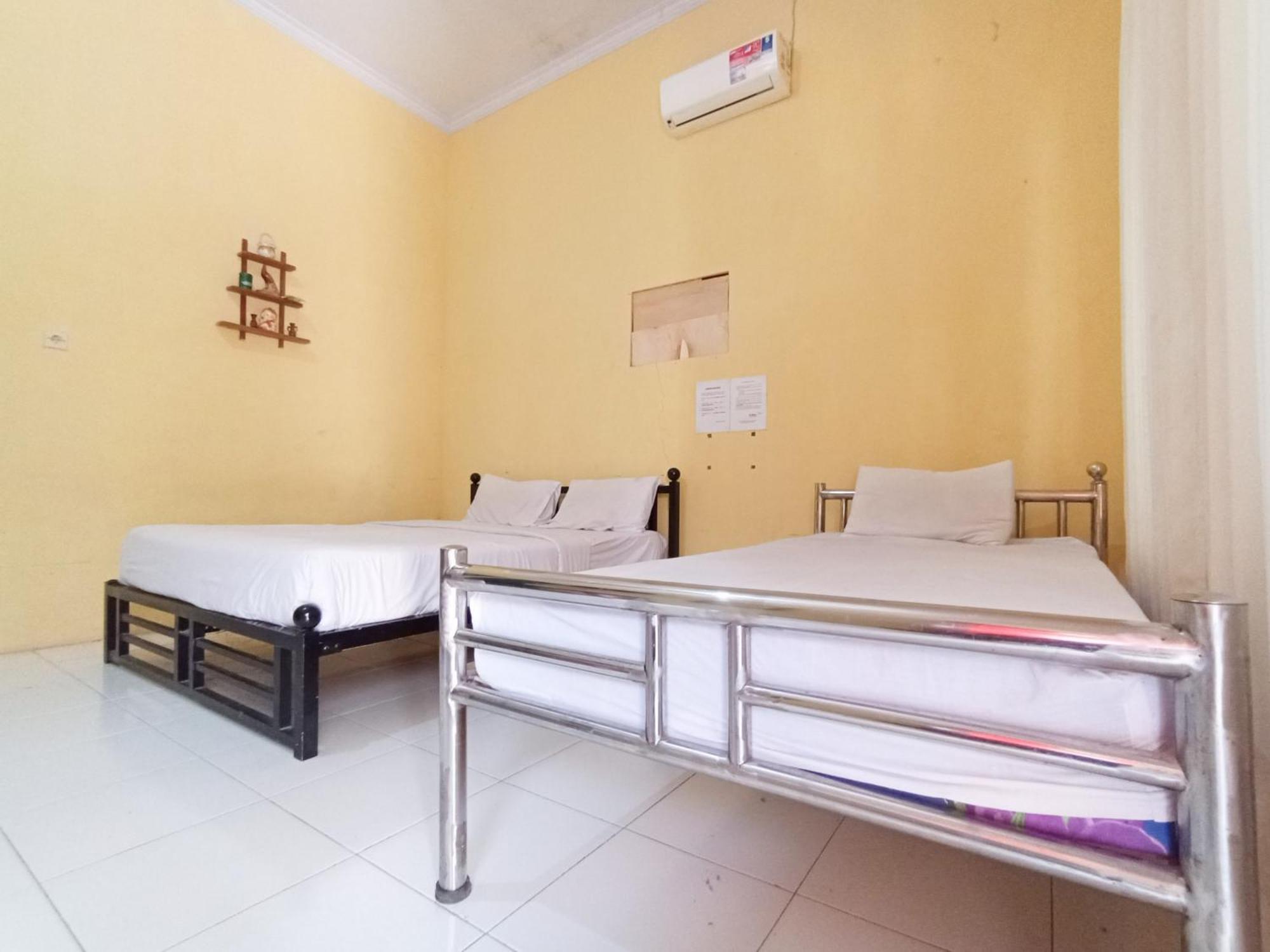 Reddoorz At El Shaday Homestay Banyuwangi Banyuwangi (East Java) Exterior foto