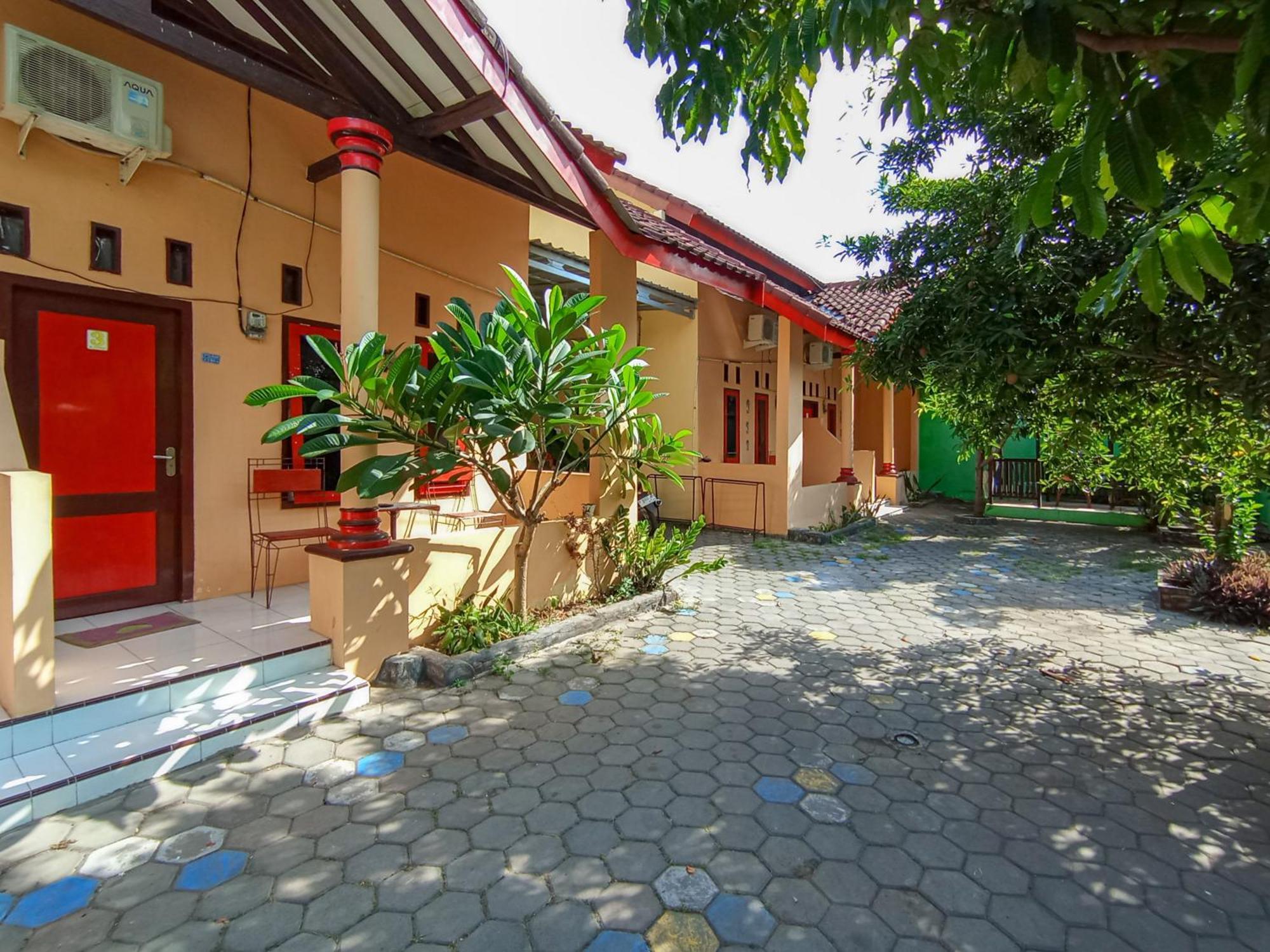 Reddoorz At El Shaday Homestay Banyuwangi Banyuwangi (East Java) Exterior foto