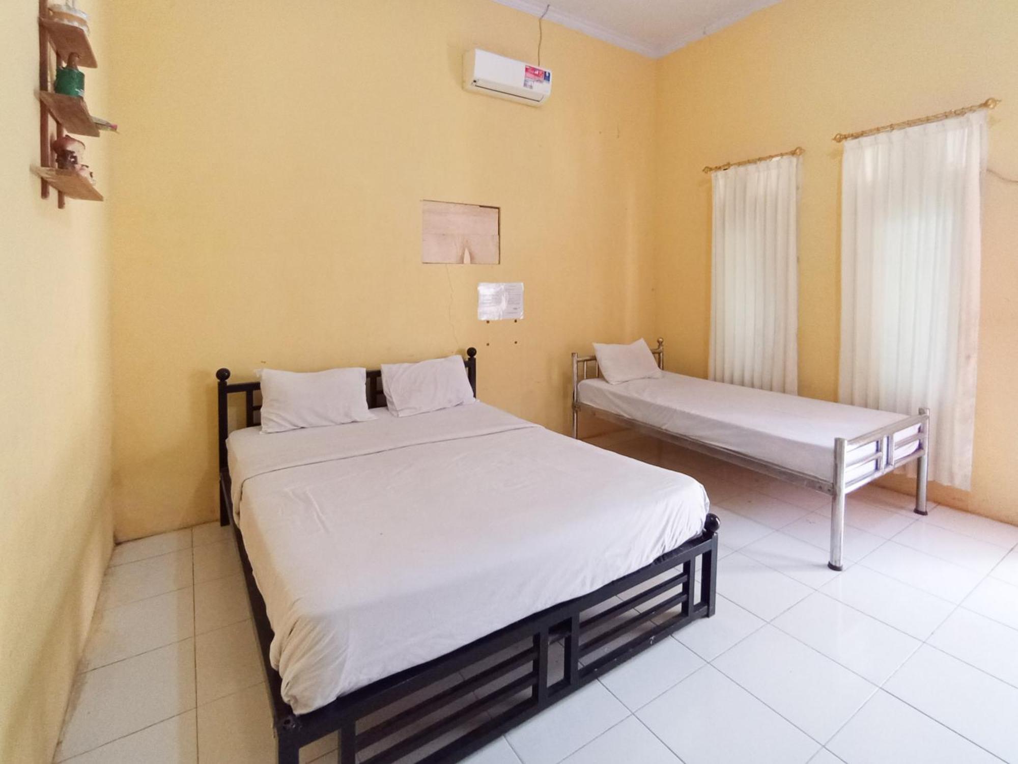 Reddoorz At El Shaday Homestay Banyuwangi Banyuwangi (East Java) Exterior foto