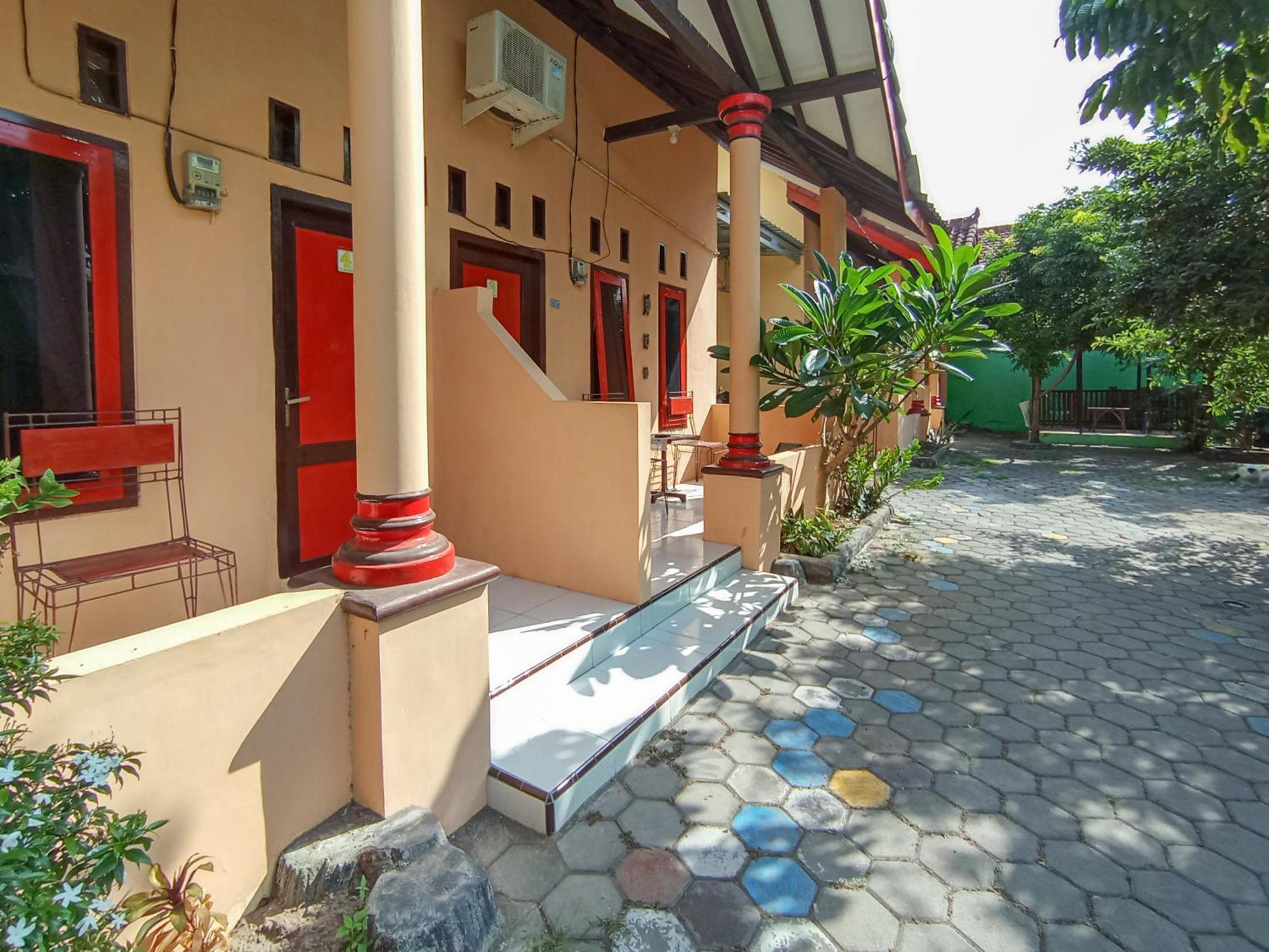 Reddoorz At El Shaday Homestay Banyuwangi Banyuwangi (East Java) Exterior foto
